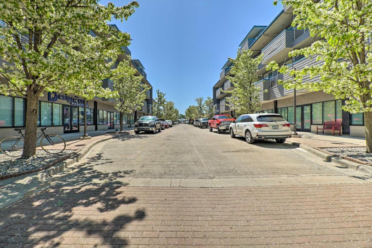 Grand Haven Condo - Walk To Nearby Hot Spots! Kültér fotó